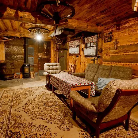 U Baranow Pod Gondola Homestay